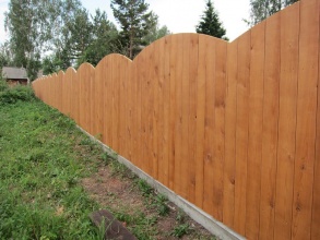 Деревянный забор сплошной 70 метров фото недорого