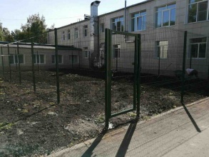 3D заборы для школы 15 метров фото в Туапсе