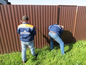 Забор из профнастила с утрамбовкой щебнем 79 метров фото в Туапсе